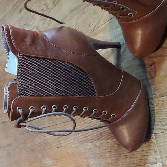 M&M 4 for $12 Shoes - Picture 3 of 10